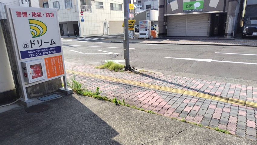 202507静岡草むしり前写真1